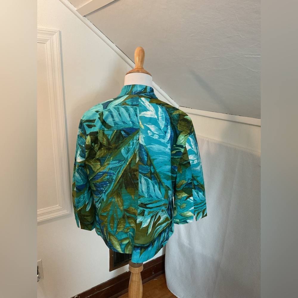 ❤️ Vibrant Chico’s Spring/Summer Jacket - Picture 2 of 6
